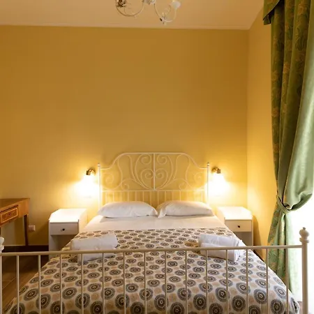 Palazzo Del Principe San Severo 3 Bedrooms & Terrace! Lejlighed *